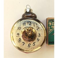 Ёлочная игрушка. Часы.