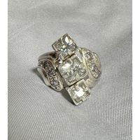 Кольцо серебряное 925 пробы. 24