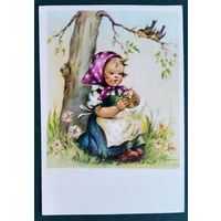 Девочка с улиткой. Болгария. 1960 г. Чистая.