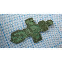 Крестик старинный, нательный. Бронза, литье.