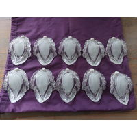 Фурнитура для люстры, лепестки, в отличном состоянии, без сколов и трещин.