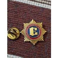 Значок компании " EDELSTAR".