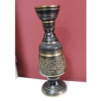 Ваза 70-е годы. Высота 33 см. Латунь.