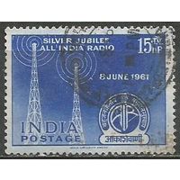 Индия. 25 лет Индийской Республике. 1961г. Mi#326.