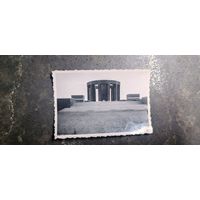 Памятник Королю