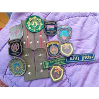 Погоны,шевроны