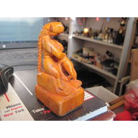 Девушка с собакой, дерево.