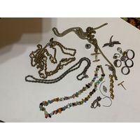 Бижутерия интересная и бусики