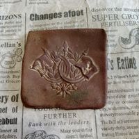 Винтажная крышка старинная с рисунком