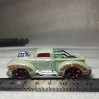 ZURU Rev Rod Garage Monster Metal Machines  серия Color Change,  1:64,  7,5 см