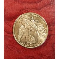 Монета Казначейства Франции 2010 г. 'Mont-Blanc (4807 м) Aiguille du Medi (3842 м) Chamonix Mont-Blanc'.