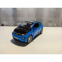 BMW I3 1:42 машинка металлическая БМВ модель автомобиля коллекционная