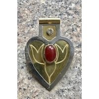 Кулон. Асык