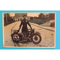 Фото "Привет из Берлина", 1945 г.