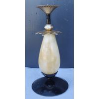 Каменный подсвечник