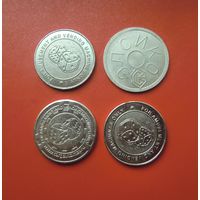 4 игровых жетона