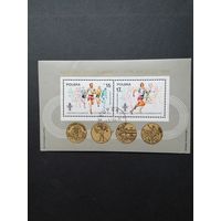 Польша 1984 Блок Mi.94 с двумя марками "Олимпийские игры в Лос-Анжелес и Сараево" (гашение с клеем) Mi.2916С-2917С каталог 2.50 евро