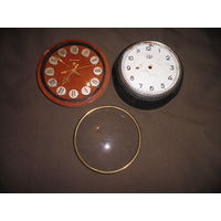 Часы настенные Янтарь и СЧЗ(бакелитовый корпус)+стекло(сфера)с обручем.С рубля.