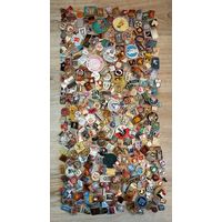 Свыше 300 значков. С рубля. Без минимальной цены