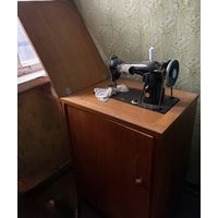Машинка швейная ножная механическая рабочая