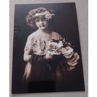Посткроссинг. Открытка "Винтажный портрет девочки. 1918 год" (10х15). Прошла почту. Марка, чёткий штемпель.