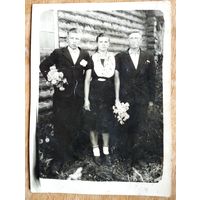 Фота з БССР. Вяселле. Госці. 1950-е. 7х10 см.