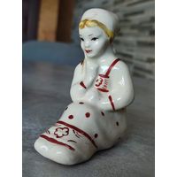 Девочка с косой, Алёнушка, фарфор