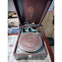 Патефон КОЛОМЕНСКИЙ