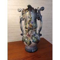 Фарфоровая ваза