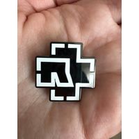 Логотип Рамштайн ТЯЖЕЛЫЙ значок Rammstein