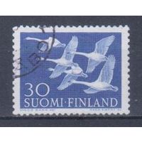 [1939] Финляндия 1956. Фауна.Птицы.Лебеди. Гашеная марка.