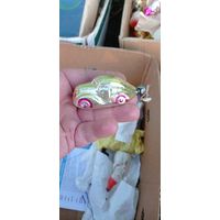 РЕДКАЯ ЁЛОЧНАЯ ИГРУШКА СССР МАШИНКА  КАТАЛОГ  СОСТОЯНИЕ ! НА  ФОТО . ОРИГИНАЛ  .  Распродажа Коллекции !!! . Экспресс  Аукцион  не с рубля без МПЦ и прочего 3 ДНЯ  .Много лотов в продаже .