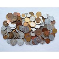 Монеты мира , более 45 стран , 165 штук , без повторов , с 1 рубля .