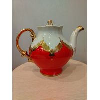 Огромный форфоровый чайник СССР. Бутон.