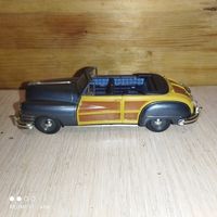 Винтаж.CHRYSLER TOWN COUNTRY.VITESSE.Португалия.1/43.