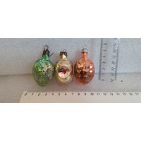 Ёлочные игрушки небольшого размера. 25-8