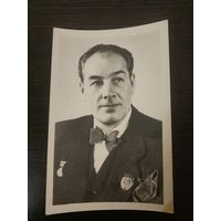 Артисты тенин