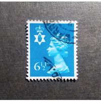 Марка Великобритания (Сев.Ирландия) 1976 год Королева
