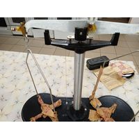 Весы лабораторные технические София Кофарджиев.(болгария)1988г +гирьки