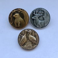 Животные Медведь, олень, журавль красная книга 3 значка