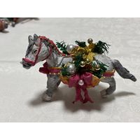 Игрушка на елку из ваты