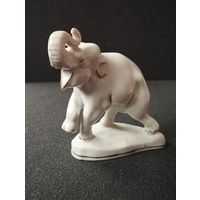 Статуэтка фарфоровая белый Слон. СССР