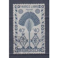 [1453] Французские колонии. Мадагаскар 1943. Флора.Дерево равенала.40с. Гашеная марка.