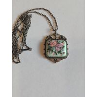 Кулон с финифтью СССР