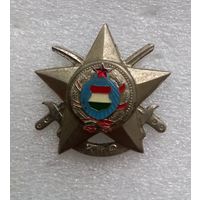 Значок тяжелый