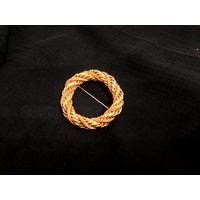 Брошь, круг