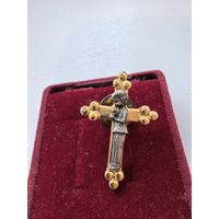 Значок тяжёлый, позолота.