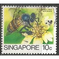 Сингапур. Медоносная пчела. 1985г. Mi#484.
