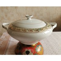 Супница с подстановочным блюдом