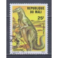 [1135] Мали 1984. Древняя фауна.Динозавры. Гашеная марка.